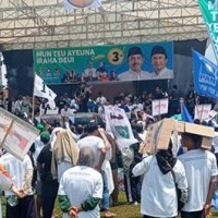 KAmpanye Akbar Paslon 3, Yanuar Prihatin - Udin Kusnaedi.